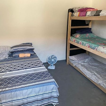 캄피나스 Casa De Fundo Aconchegante 4 Solteiros Ou 5 Se 2 Pessoas Na Casal 빌라 외부 사진